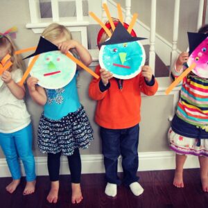 Witch Themed Preschool Crafts & Activities {Preschool Spotlight}